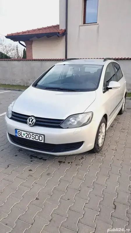 Utilizat 2010 VW Golf VI Berlinǎ | 5.700 EUR (Puțin scump) - Imagine 1/4
