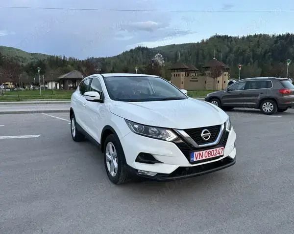 Utilizat 2019 Nissan Qashqai N-Connecta SUV | 13.700 EUR (Preț OK) - Imagine 1/4