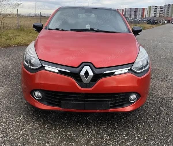 Utilizat 2014 Renault Clio GrandTour Break | 4.850 EUR (Preț OK) - Imagine 1/4