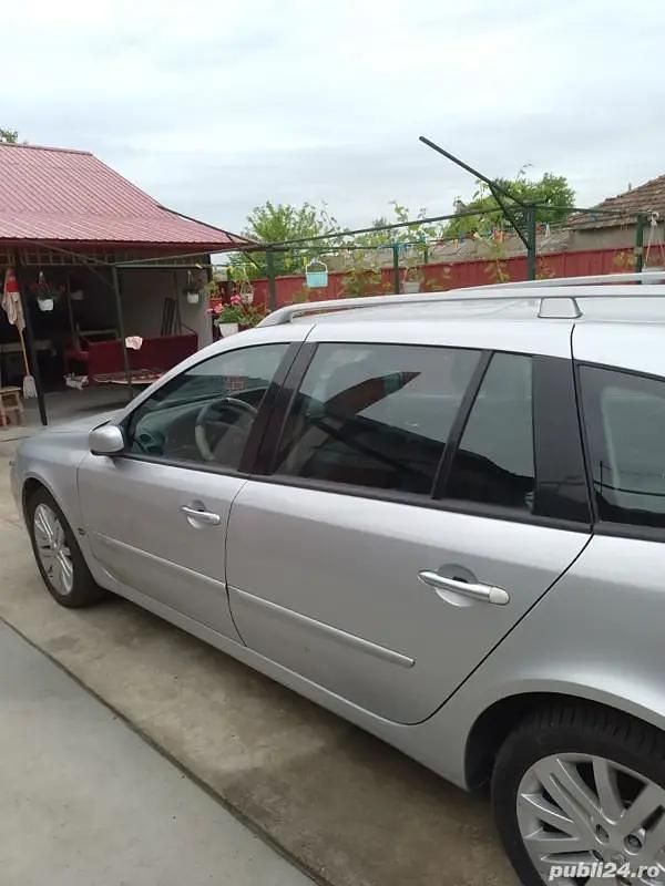 Argintiu Utilizat 2007 Renault Laguna III Berlinǎ | 16.000 EUR - Imagine 1/4