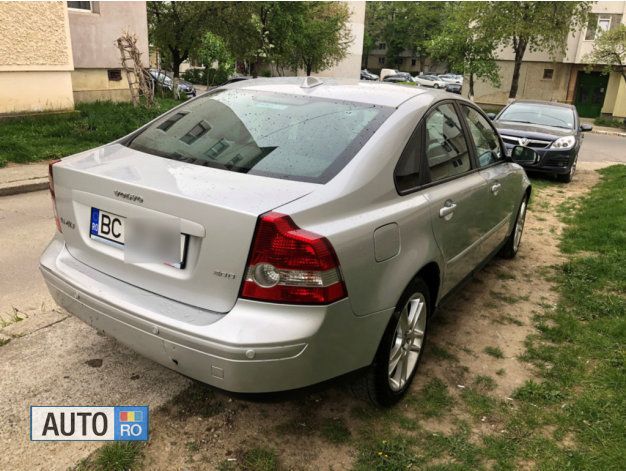 Second-hand Volvo S40 145 CP (106 kW) 2006 Gri Berlinǎ