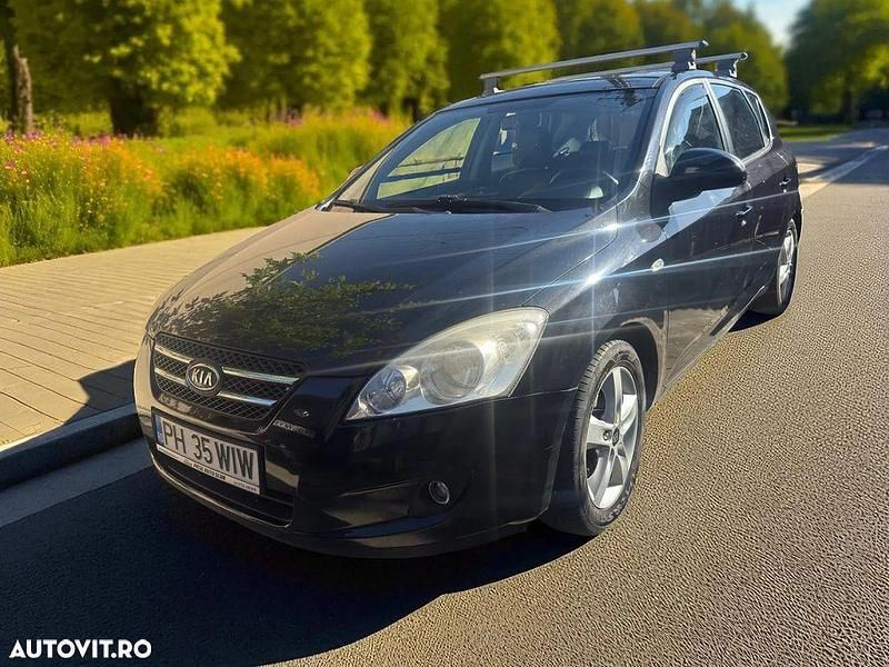 Negru Utilizat 2007 Kia Ceed LX Hatchback | 3.099 EUR (Preț OK) - Imagine 1/4