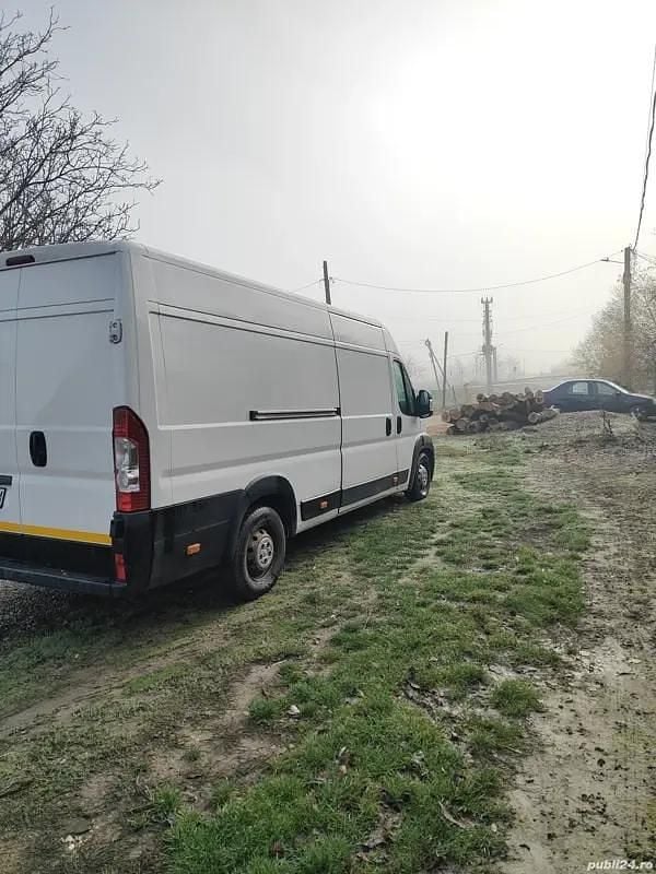 Alb Utilizat 2012 Citroën Jumper Monovolum | 6.000 EUR (Preț OK) - Imagine 1/4