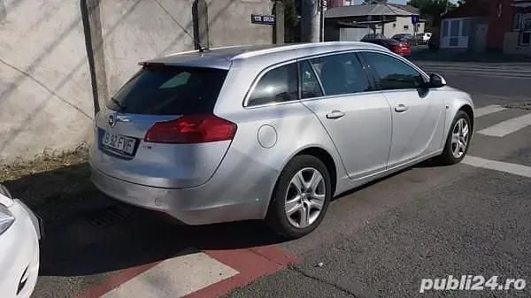 Utilizat 2013 Opel Insignia | 4.000 EUR (Preț OK) - Imagine 1/4