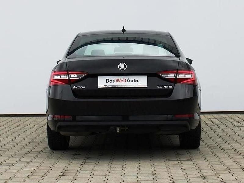 Second-hand Skoda Superb Ambition 150 CP (110 kW) 2017 Negru  normal Berlinǎ