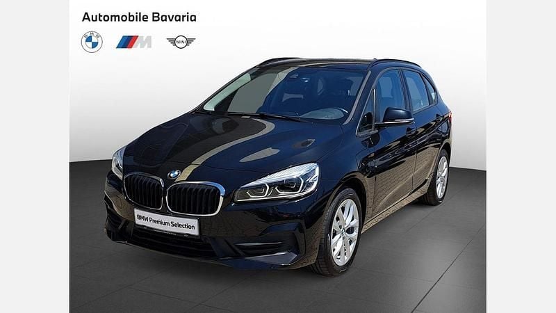 Black sapphire metallic metalizat Utilizat 2021 BMW 225 Active Tourer iPerformance Monovolum | 23.450 EUR - Imagine 1/4