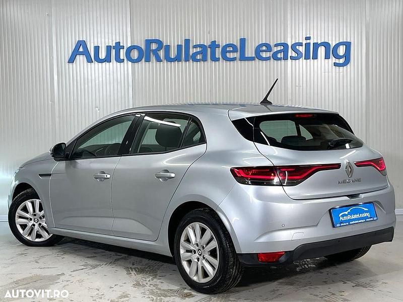 Second-hand Renault Mégane IV Zen 116 CP (85 kW) 2022 Culoaregri Hatchback