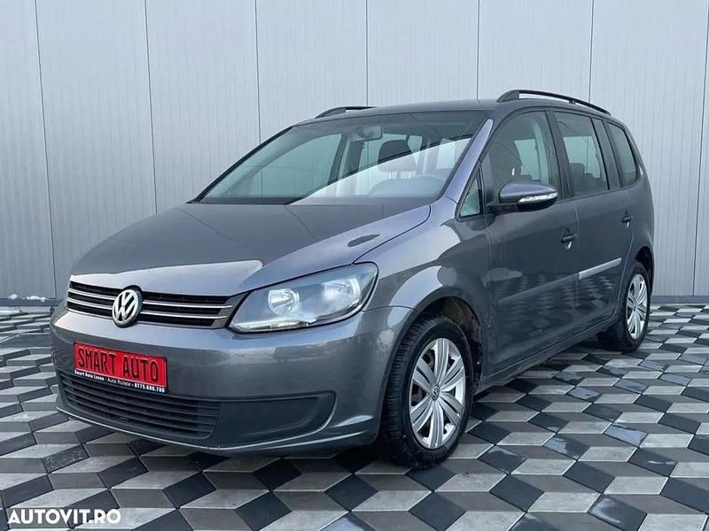 Second-hand VW Touran Comfortline 105 CP (77 kW) 2012 Culoaregri Monovolum