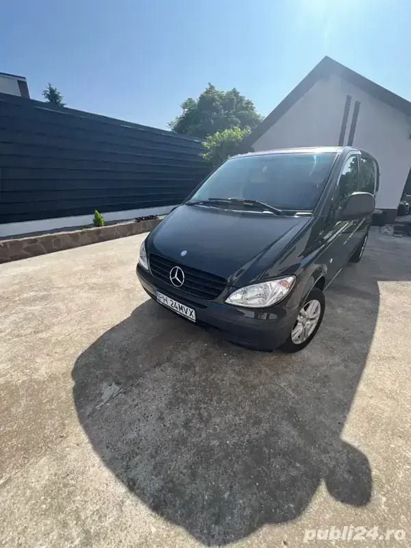 Gri Utilizat 2009 Mercedes Vito Monovolum | 8.999 EUR (Preț OK) - Imagine 1/4