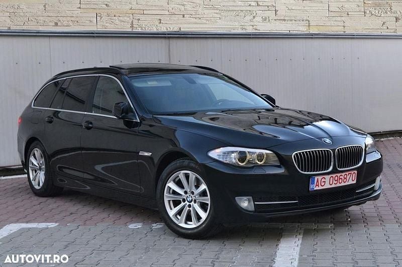 Culoarenegru Utilizat 2013 BMW 520 Luxury Line Break | 8.999 EUR (Super Preț) - Imagine 1/4