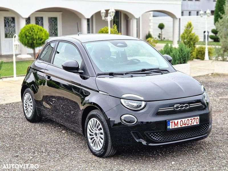 Negru Utilizat 2021 Fiat 500e Action Coupe | 12.999 EUR - Imagine 1/4