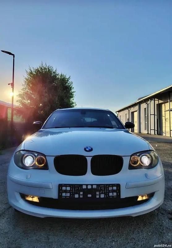 Utilizat 2008 BMW 120 Coupé Coupe | 3.499 EUR - Imagine 1/4
