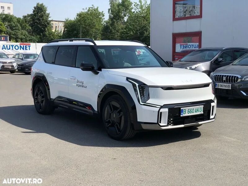 Alb Utilizat 2023 Kia EV9 SUV | 66.082 EUR - Imagine 1/4