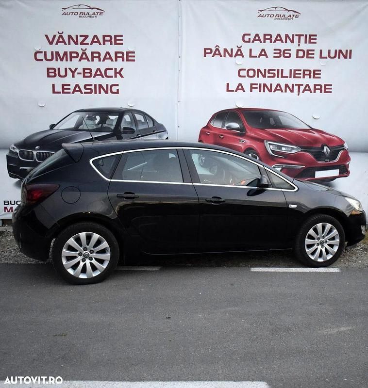 Second-hand Opel Astra Sport 110 CP (80 kW) 2010 Culoarenegru Hatchback