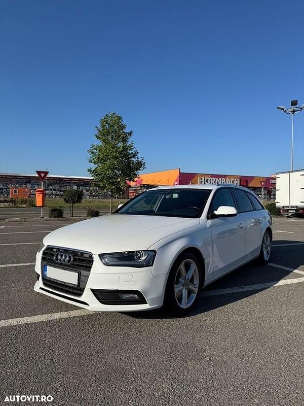 Culoarealb Utilizat 2014 Audi A4 Break | 7.900 EUR (Preț bun) - Imagine 1/4