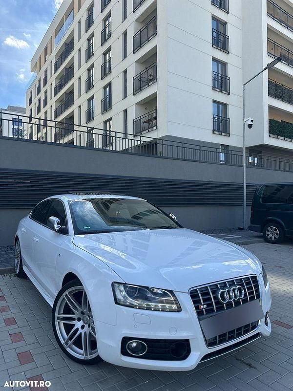 Second-hand Audi S5 333 CP (244 kW) 2010 Culoarealb Coupe