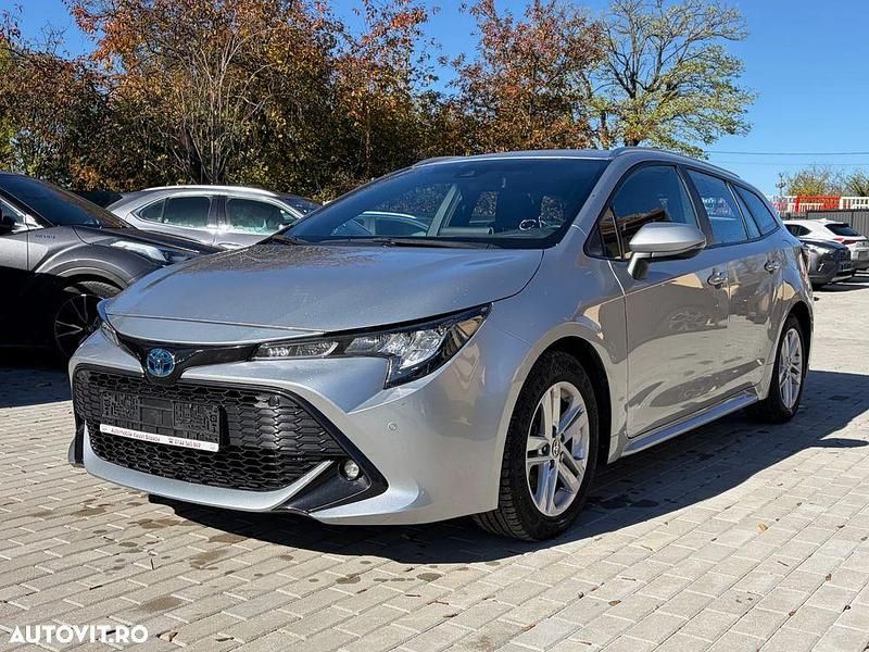 Culoareargint Utilizat 2023 Toyota Corolla Business Edition Break | 19.850 EUR (Preț bun) - Imagine 1/4