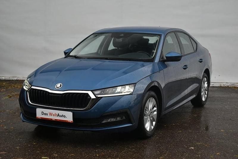Albastru mediu normal Utilizat 2020 Skoda Octavia Ambition | 18.549 EUR (Preț OK) - Imagine 1/4