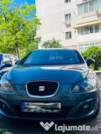 Gri Utilizat 2009 Seat Leon Hatchback | 4.600 EUR - Imagine 1/4