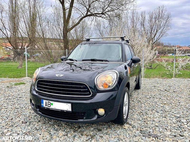 Culoarenegru Utilizat 2011 Mini One D Countryman SUV | 6.050 EUR - Imagine 1/4