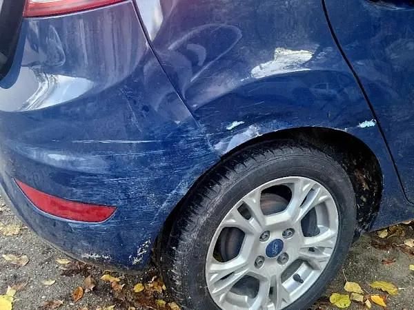 Second-hand Ford Fiesta 80 CP (58 kW) 2016 Albastru Berlinǎ