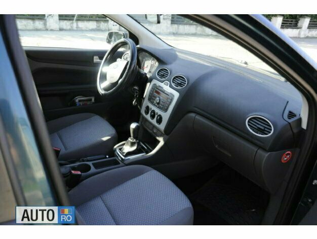 Second-hand Ford Focus 80 CP (58 kW) 2007 Verde Hatchback