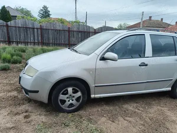 Utilizat 2004 Skoda Fabia Berlinǎ | 1.500 EUR (Preț OK) - Imagine 1/4