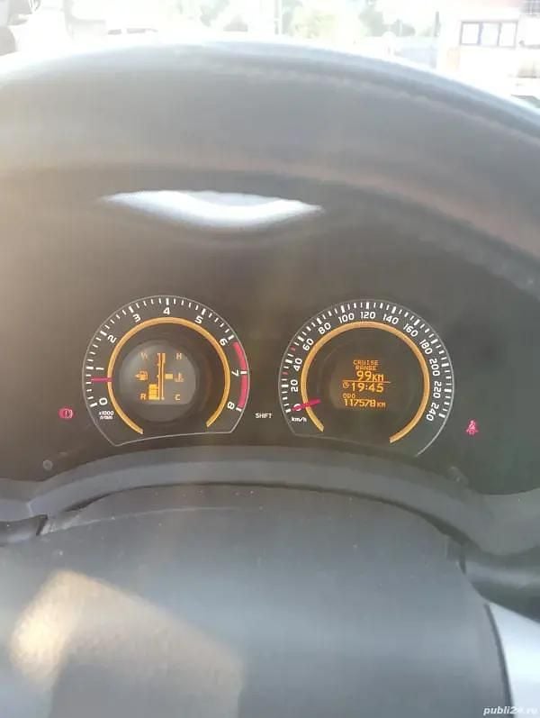 Alb Utilizat 2013 Toyota Auris Hatchback | 5.900 EUR (Preț OK) - Imagine 1/4