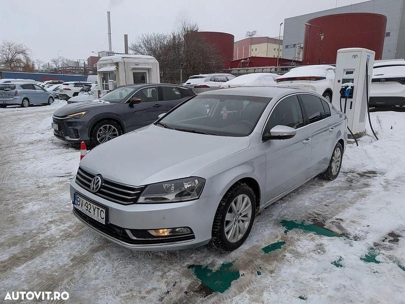 Culoaregri Utilizat 2011 VW Passat Berlinǎ | 6.849 EUR (Preț bun) - Imagine 1/4