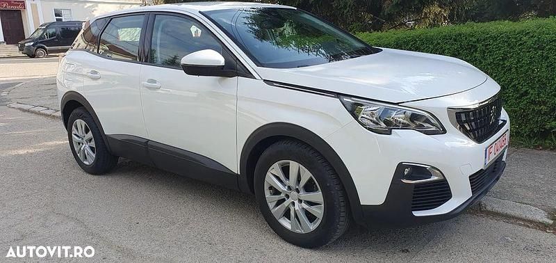 Alb Utilizat 2019 Peugeot 3008 Business-Line SUV | 13.000 EUR (Preț bun) - Imagine 1/4