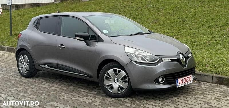 Second-hand Renault Clio IV Intens 90 CP (66 kW) 2014 Culoaregri