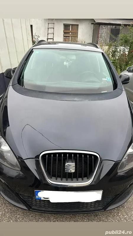 Utilizat 2011 Seat Altea XL Monovolum | 5.000 EUR - Imagine 1/4