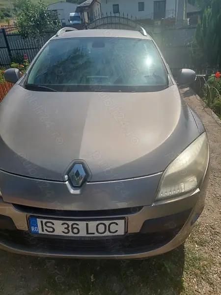 Utilizat 2011 Renault Mégane III SE Hatchback | 4.100 EUR (Preț OK) - Imagine 1/4