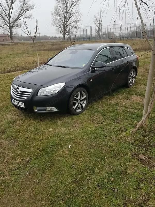 Second-hand Opel Insignia 160 CP (117 kW) 2012 Negru Break