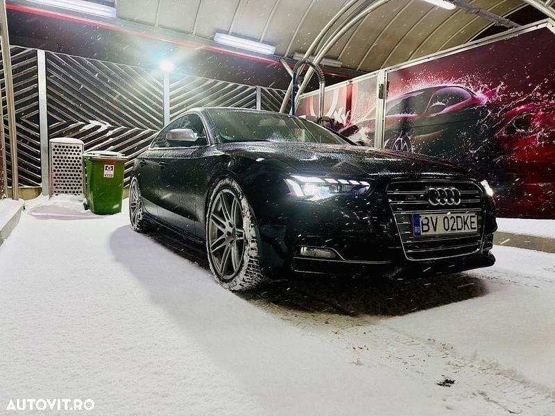 Second-hand Audi S5 Sport 333 CP (244 kW) 2012 Culoarenegru Coupe