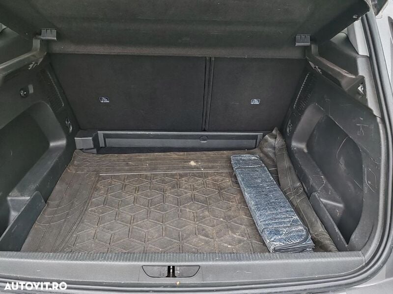 Second-hand Opel Grandland X Enjoy 130 CP (95 kW) 2019 Gri SUV