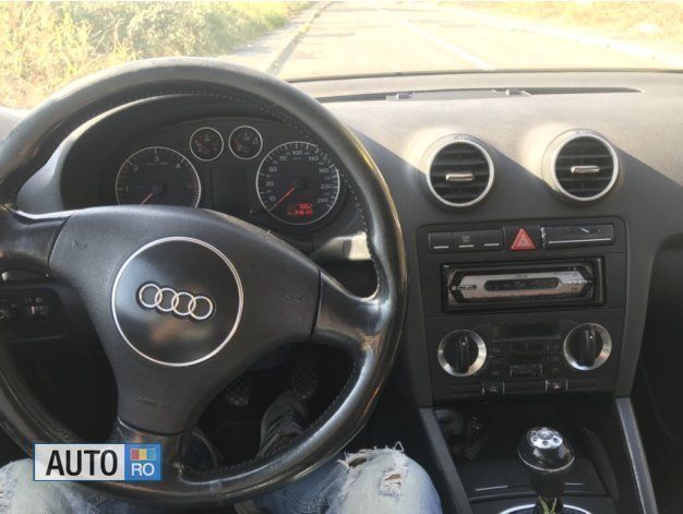 Second-hand Audi A3 140 CP (102 kW) 2004 Argintiu Coupe
