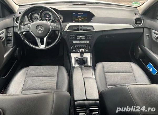 Second-hand Mercedes C250 204 CP (150 kW) 2012 Alb Hatchback