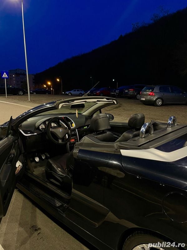 Utilizat 2007 Peugeot 207 CC Cabrio | 4.500 EUR - Imagine 1/4