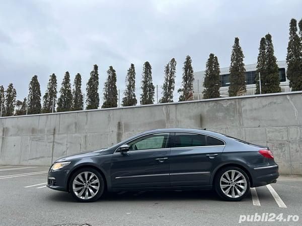 Gri Utilizat 2011 VW Passat Coupe | 6.000 EUR (Super Preț) - Imagine 1/4