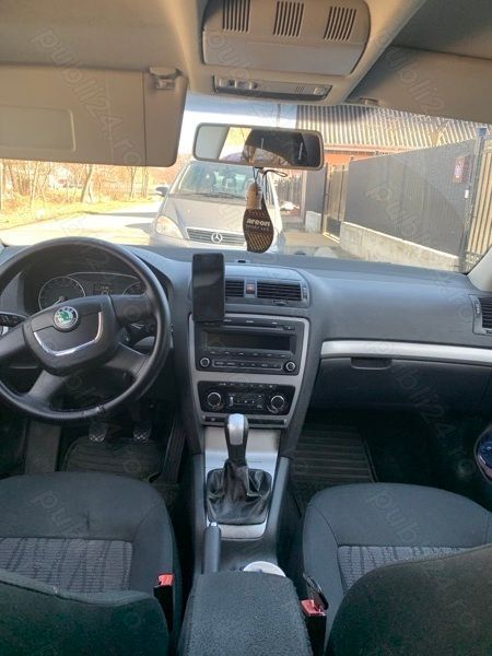 Utilizat 2009 Skoda Octavia Berlinǎ | 5.200 EUR (Puțin scump) - Imagine 1/4
