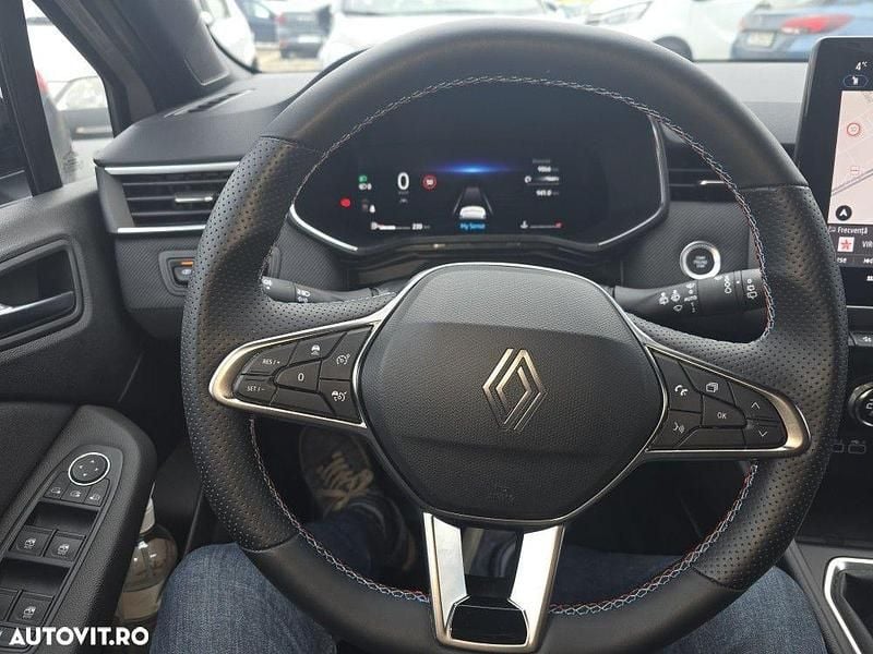 Second-hand Renault Clio V Techno 90 CP (66 kW) 2025 Culoaregri