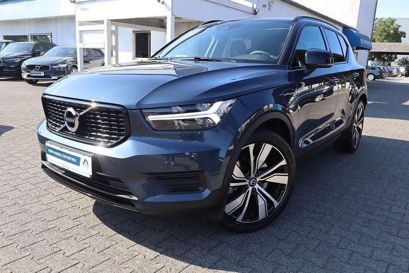 Utilizat 2021 Volvo XC40 R-Design SUV | 30.267 EUR (Preț OK) - Imagine 1/1