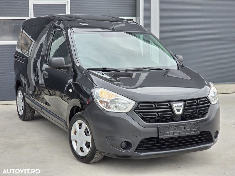 Negru Utilizat 2017 Dacia Dokker Comfort Van | 4.999 EUR (Preț OK) - Imagine 1/4