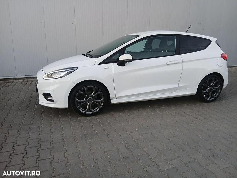 Second-hand Ford Fiesta ST-Line 101 CP (74 kW) 2017 Culoarealb Coupe