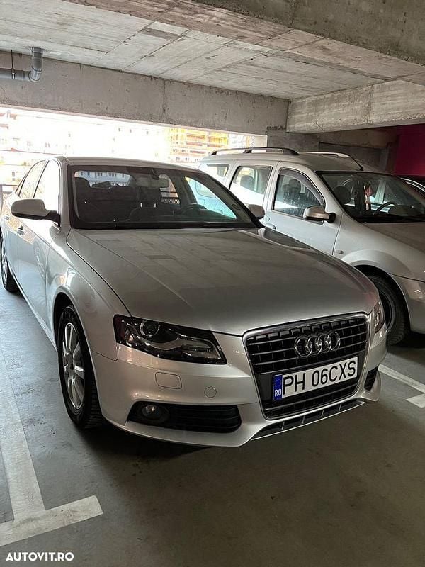 Culoareargint Utilizat 2011 Audi A4 Berlinǎ | 10.000 EUR (Scump) - Imagine 1/4