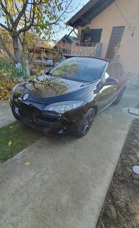 Second-hand Renault Mégane III 110 CP (80 kW) 2011 Hatchback