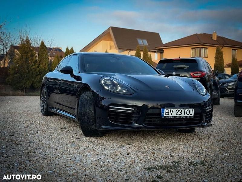 Second-hand Porsche Panamera 416 CP (305 kW) 2014 Culoarenegru Hatchback