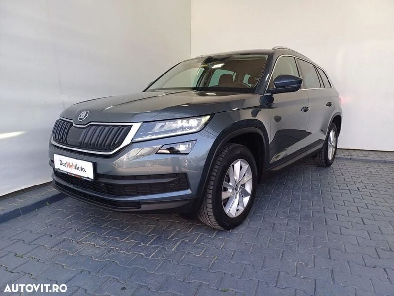 Gri mediumetalic Utilizat 2017 Skoda Kodiaq Style SUV | 19.800 EUR (Preț OK) - Imagine 1/4