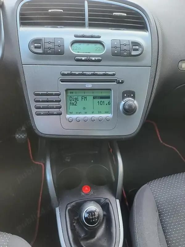 Second-hand Seat Altea 70 CP (51 kW) 2009 Negru Monovolum